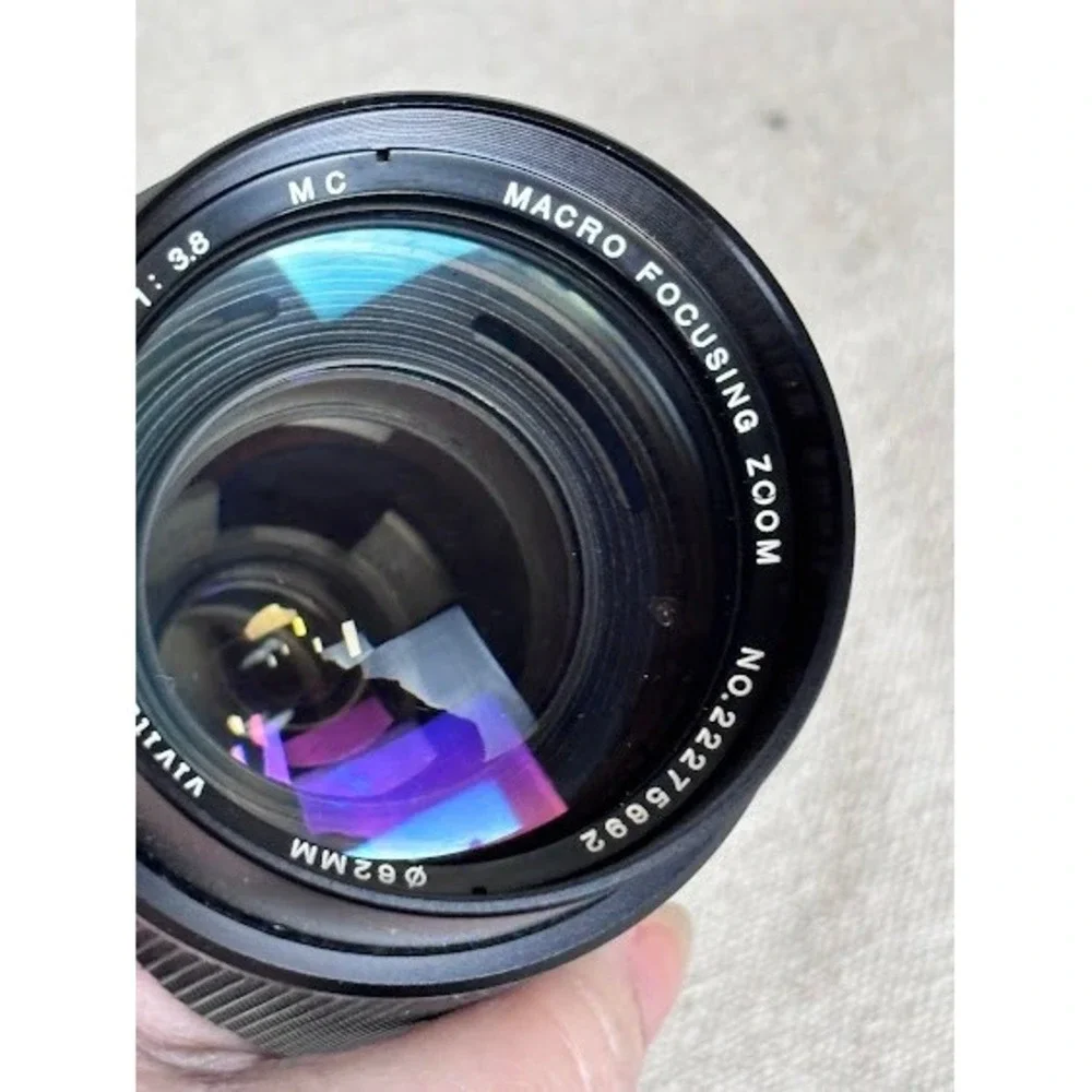 Vivitar 75-205mm f/3.8 Macro Focusing Zoom Lens 62mm Filter Diameter**UNTESTED**
